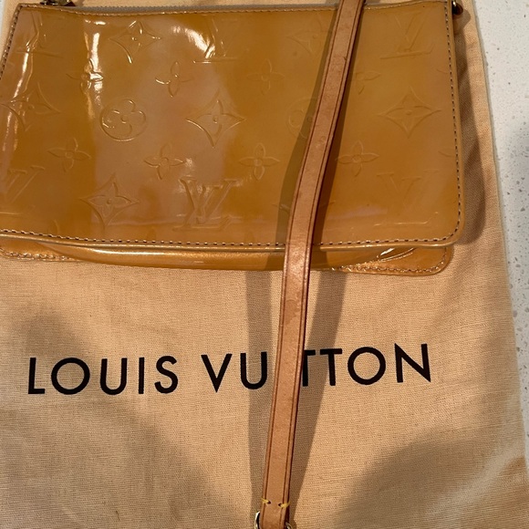 Louis Vuitton Monogram Vernis Lexington Pouchette - Picture 4 of 16